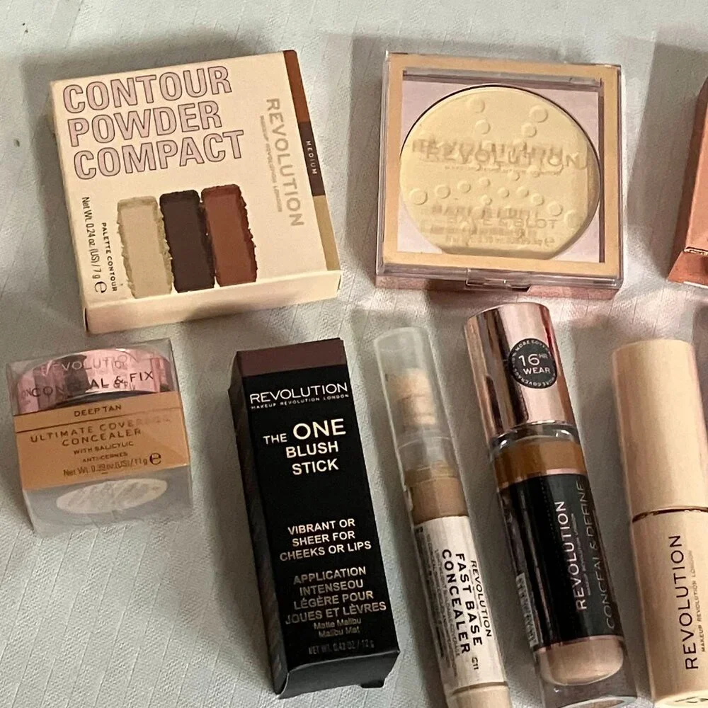 Revolution Makeup Lot Of 10 Base Concealers Blush Foundation Powder Eyes & Lips